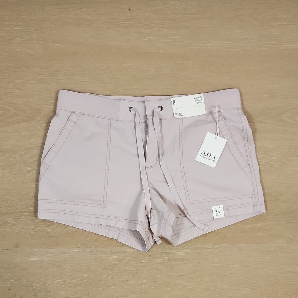 a.n.a Mid-rise Shorty Short 3.5" Inseam Size 8